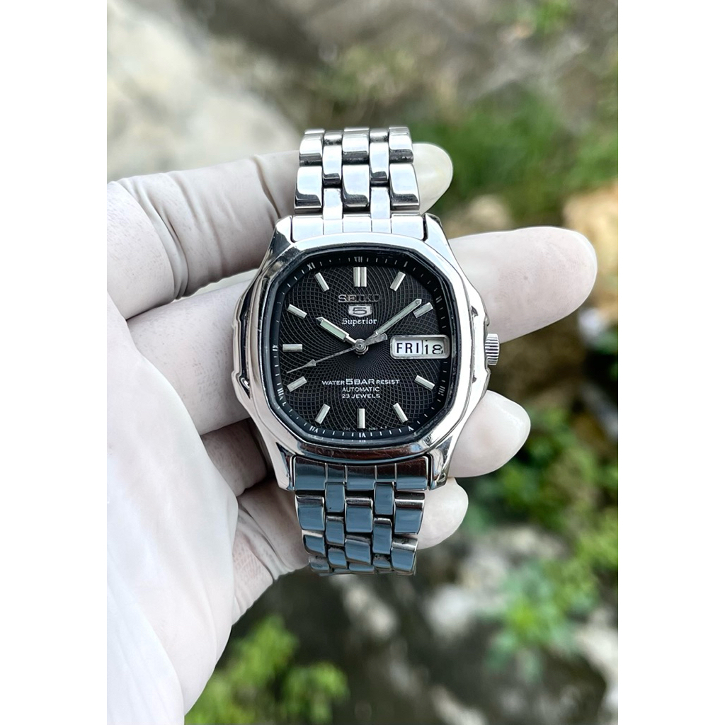 Seiko 5 Superior SKZ037 automatic