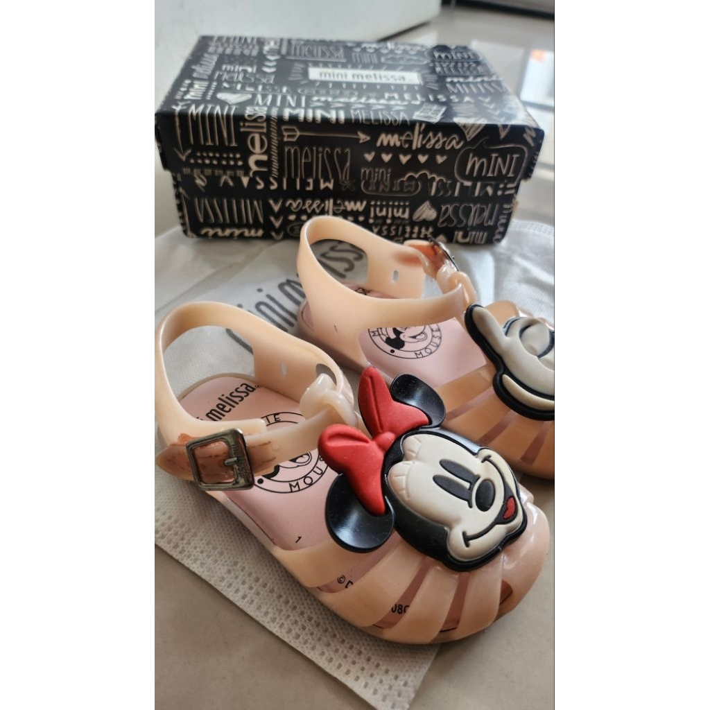 Preloved Mini Melissa Minnie