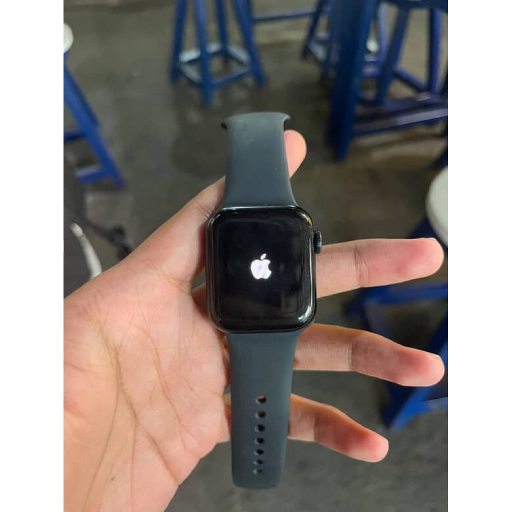 apple watch SE Gen 2