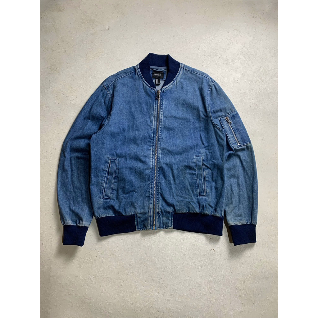 SOLD OUT - Forever 21 Men Bomber Denim Jacket