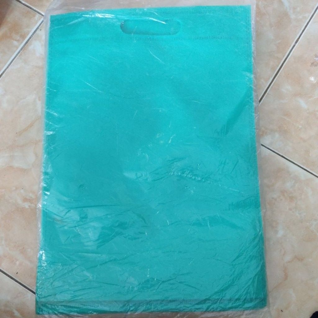 

GOODIE BAG ISI 20PCS