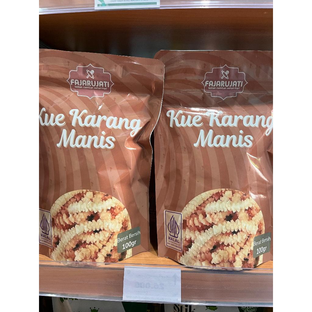 

Kue Karang Manis Kenari