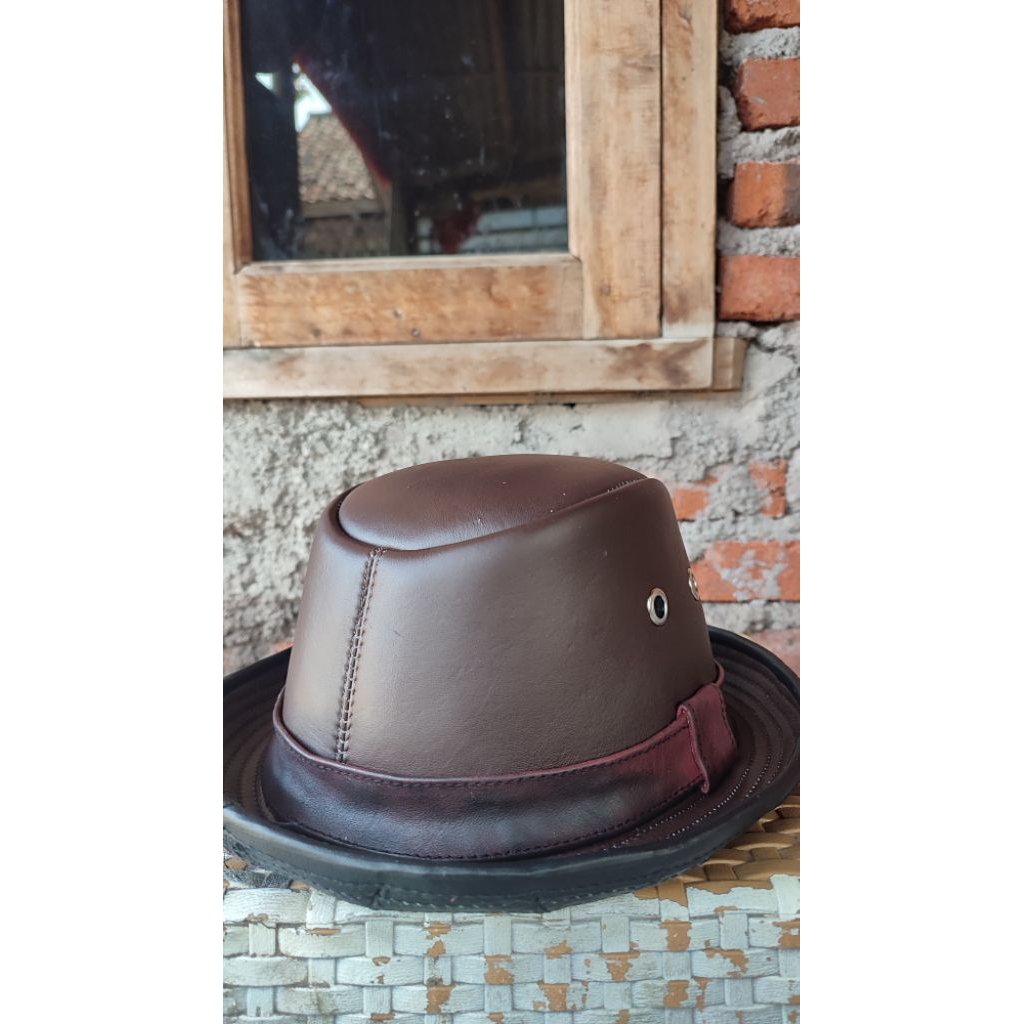 "TOPI TOMPI/LAKEN KOBOI  KULIT GARUT ASLI 100%"