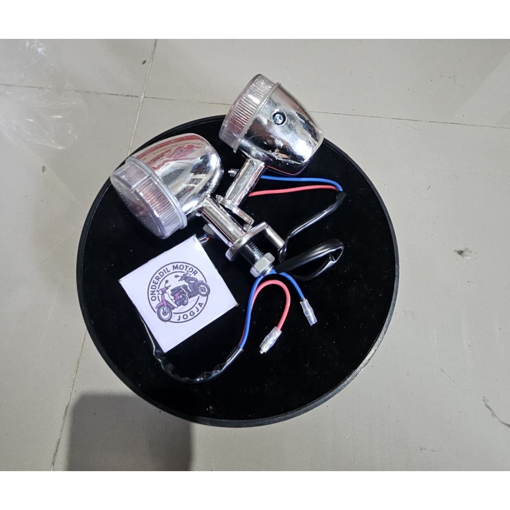 Lampu Sen Belakang Scoopy Lama Merek Hiqual