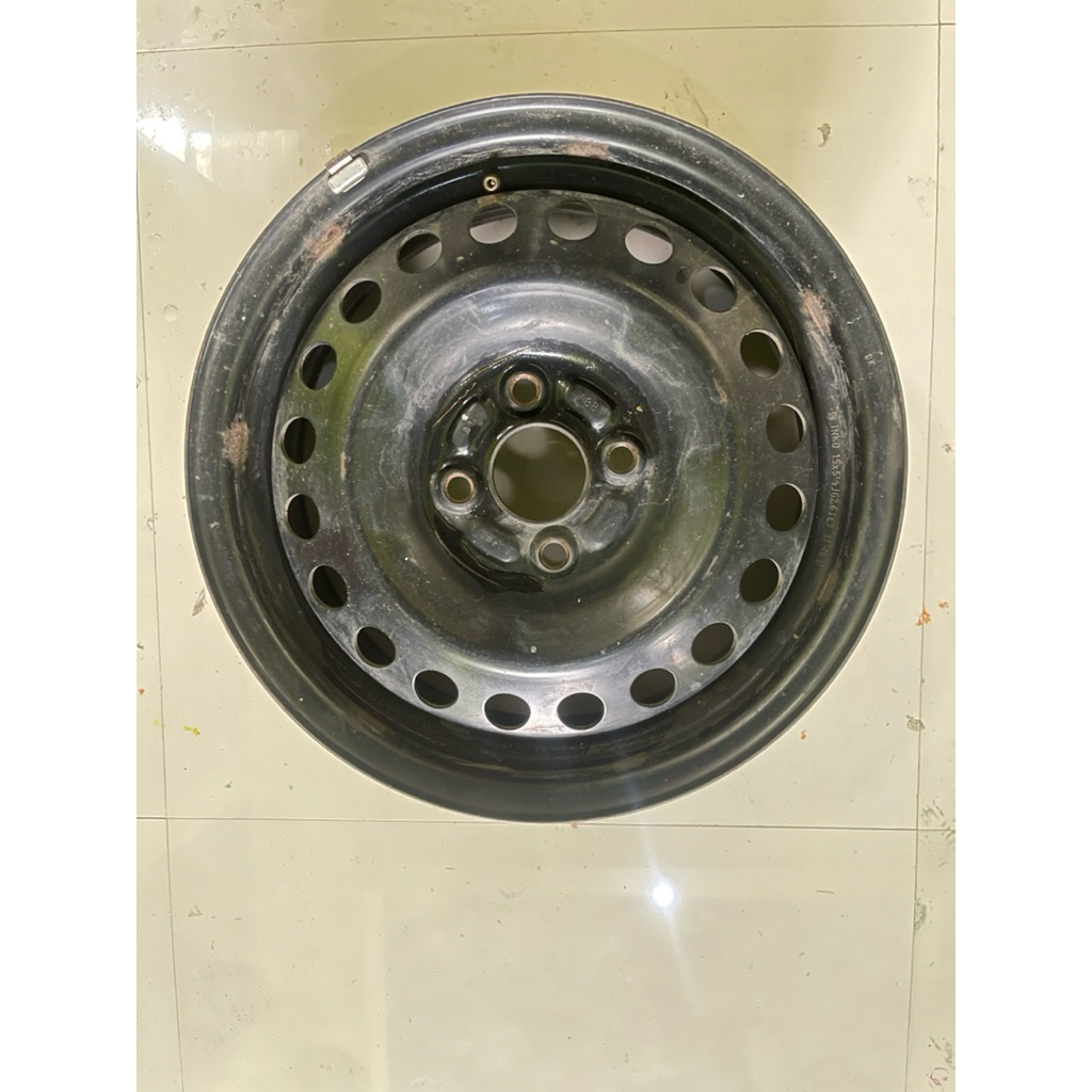 velg 4 x 100 r15 kaleng copotan original mobilio