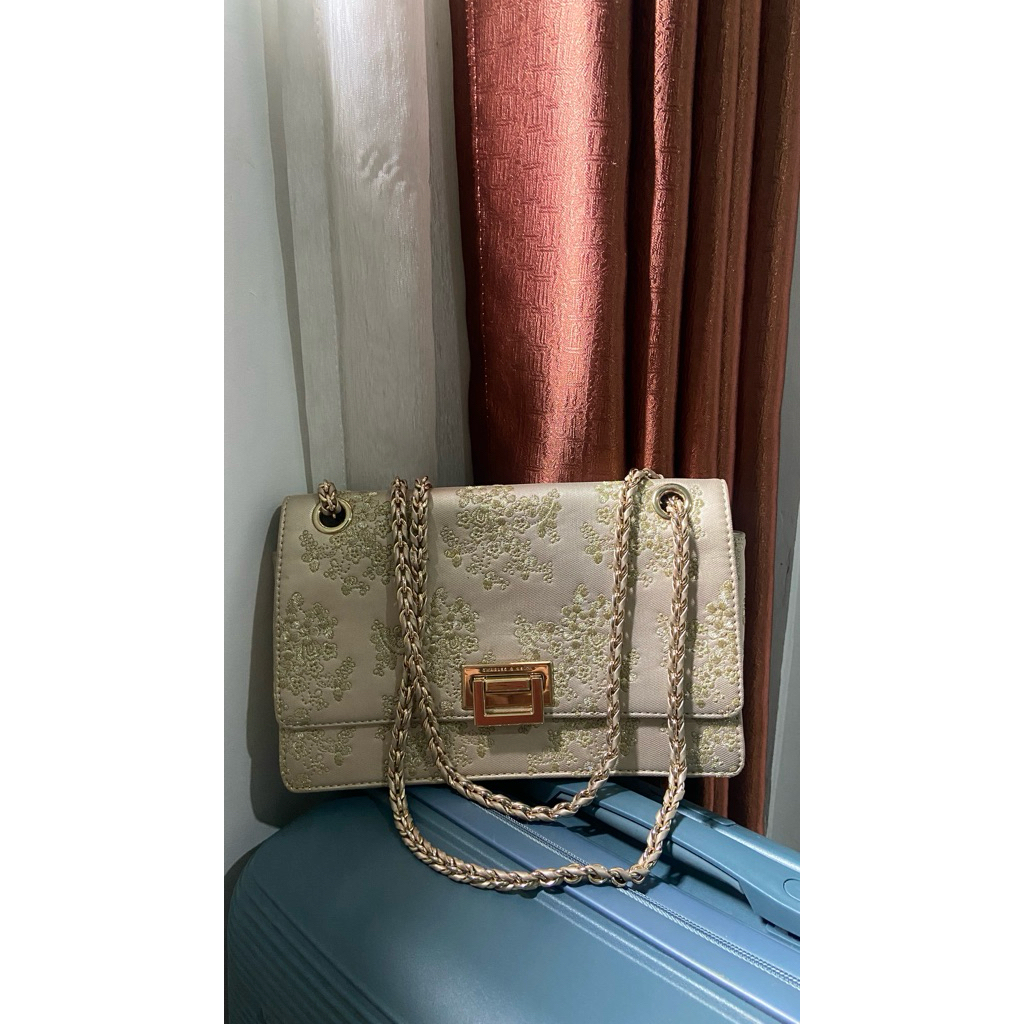 tas charles and keith