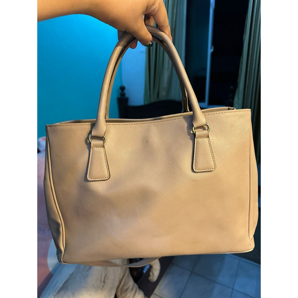 tas kuliah kerja cream bisa buat laptop