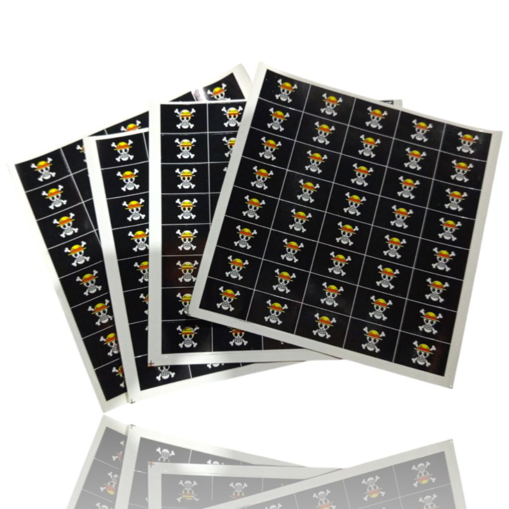 

2 PCS Stiker Pipi One Piece Monkey D Luffy Stiker UK 25 x 25 Cm