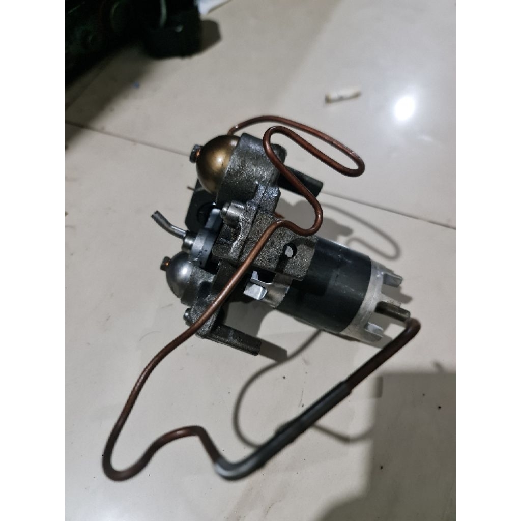 daleman kompresor kulkas 1/4hp. 1/6hp. 1/8hp bahan mesin 2tak