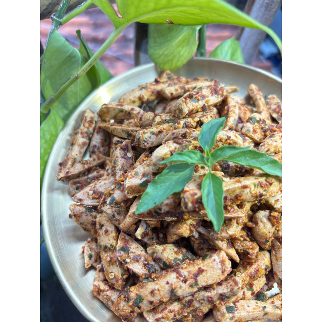 

HottKribo.id - (100gr) Basreng Daun Jeruk Pedas