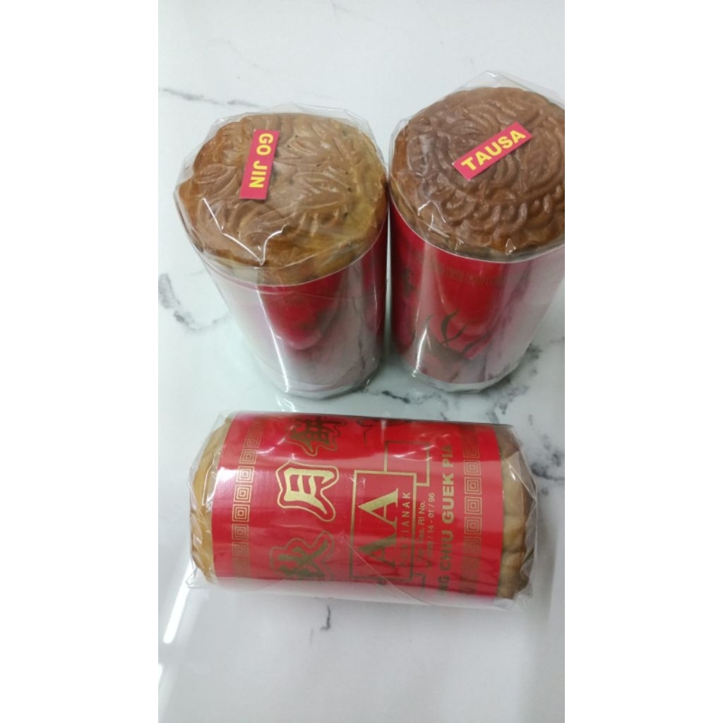 

Makaupia / TONG CHIU GUEK PIA Pontianak / TONG CHIU GWEE PIAH / TIONG CIU PIA / Makau Pia / Kue Bulan / Mooncake