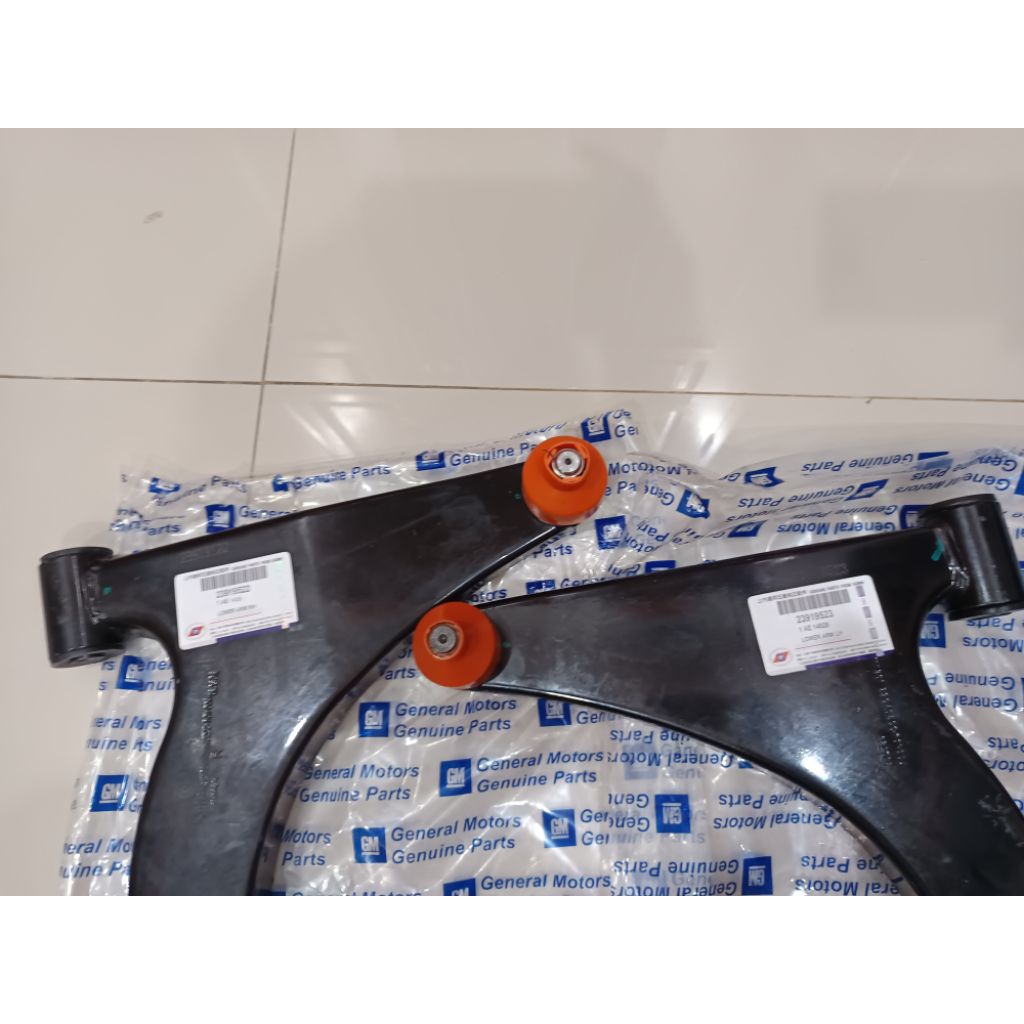 Lower arm ball joint sayap wuling confero harga per 1pcs