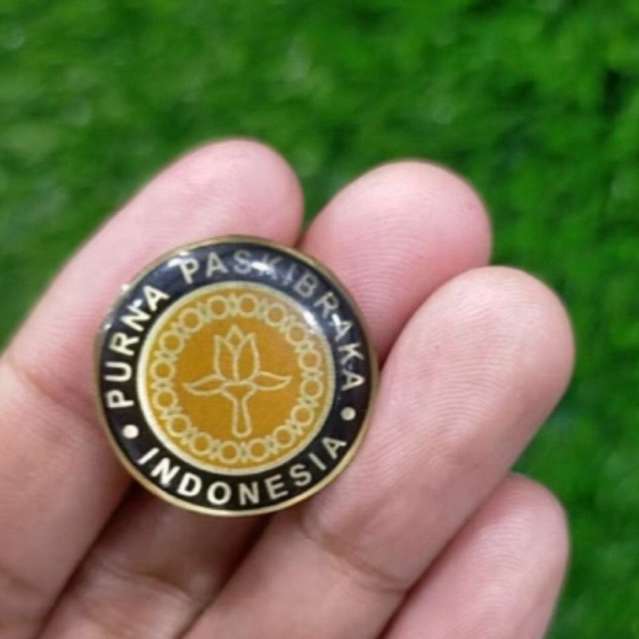 Pin purna paskibraka indonesia