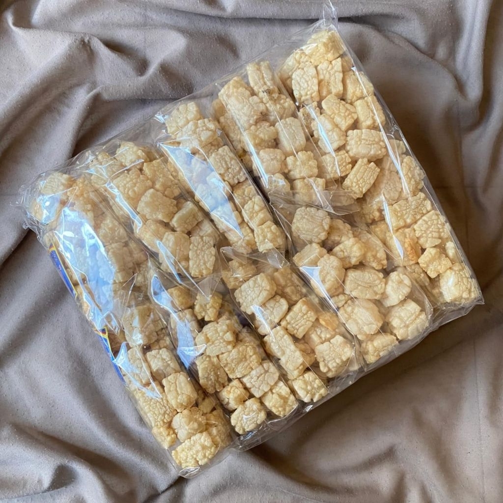 

Kerupuk Tahu Kotak Kecil-Kecil 1 Pack (10 Pcs)