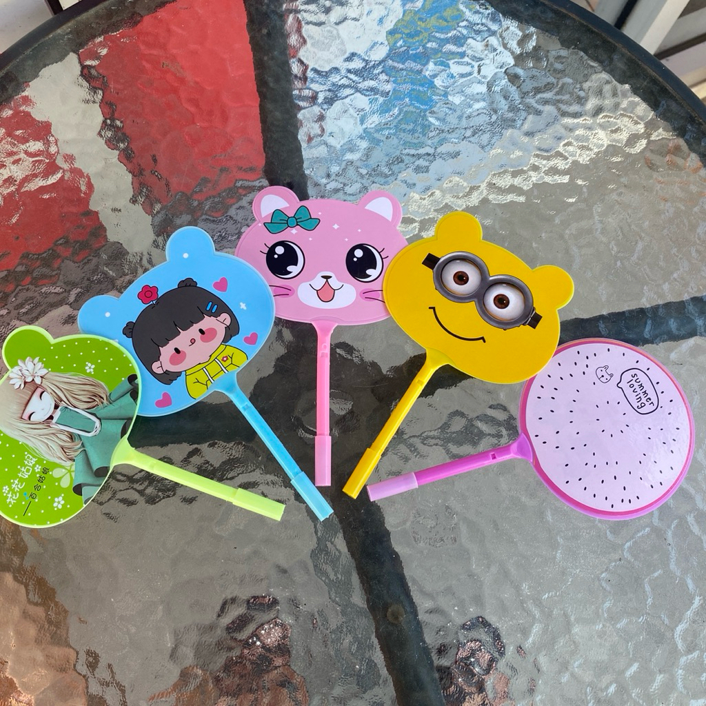 

Pena 2 IN 1 Pena Kipas Lucu Animal dan Buah Pulpen Kipas Karakter Kartun Cute