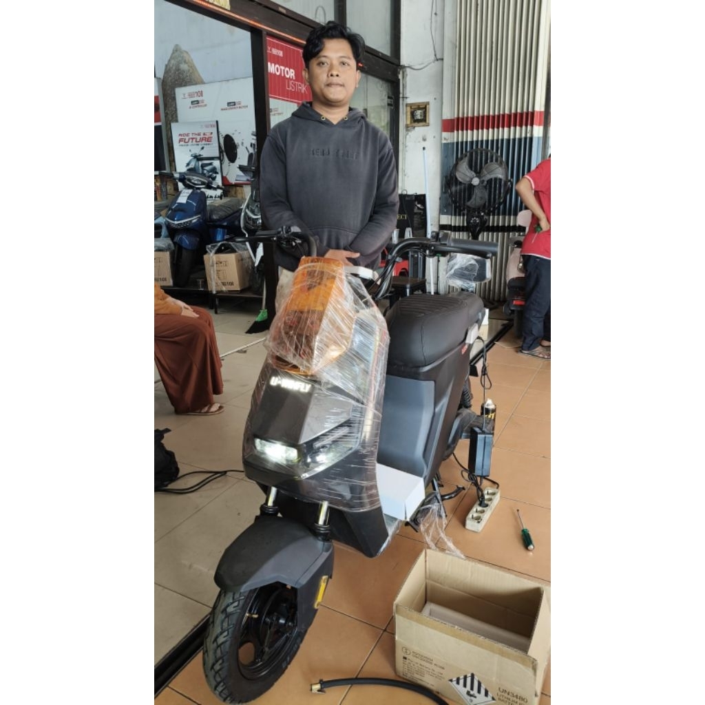 Sepeda Listrik Uwinfly M60L