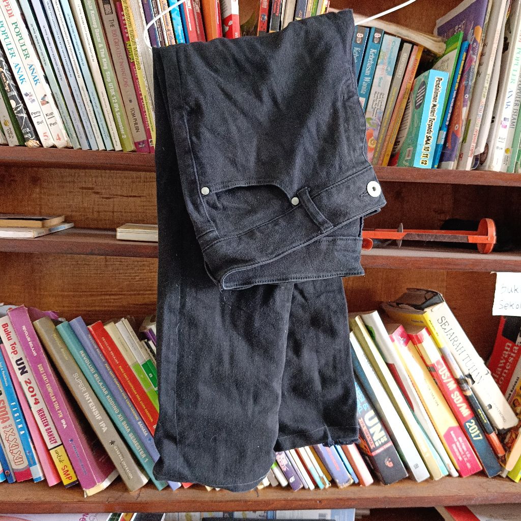 Size 36x32 Pria | Avail Celana Chino Stretchy Slim Fit Hitam Second Original