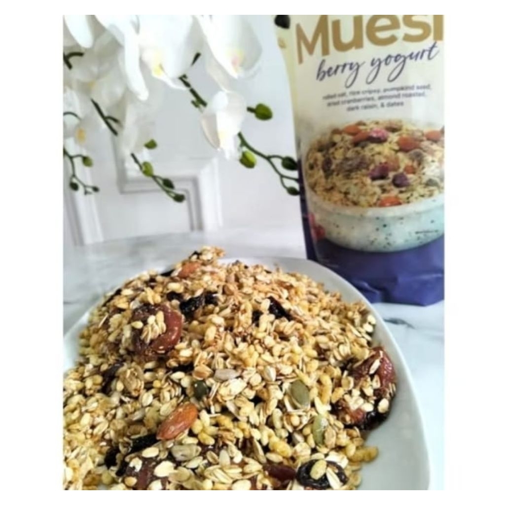 

Muesli Berry Yogurt Kemasan repack 100gr dan 250gr | SUPERFOOD | SEREAL MAKANAN SEHAT