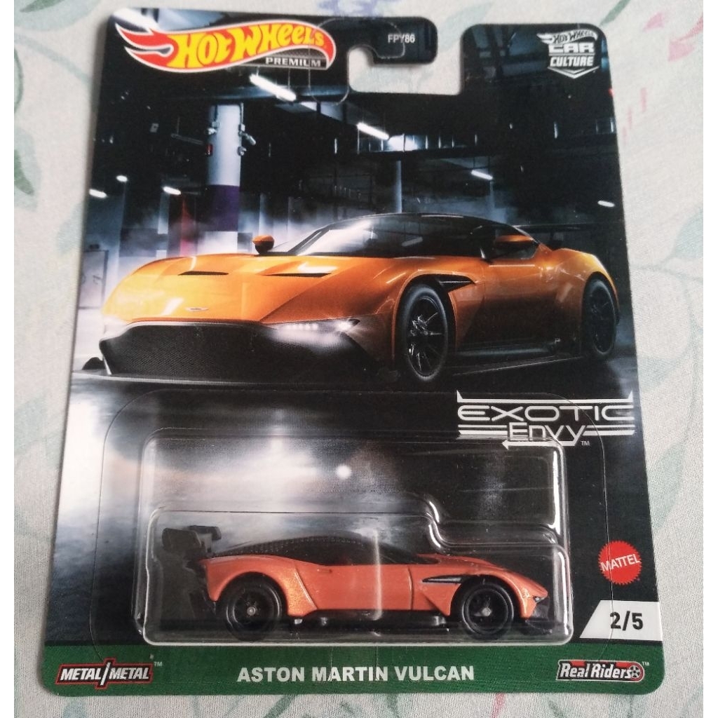 Hot Wheels Premium - Aston Martin Vulcan - exotic envy