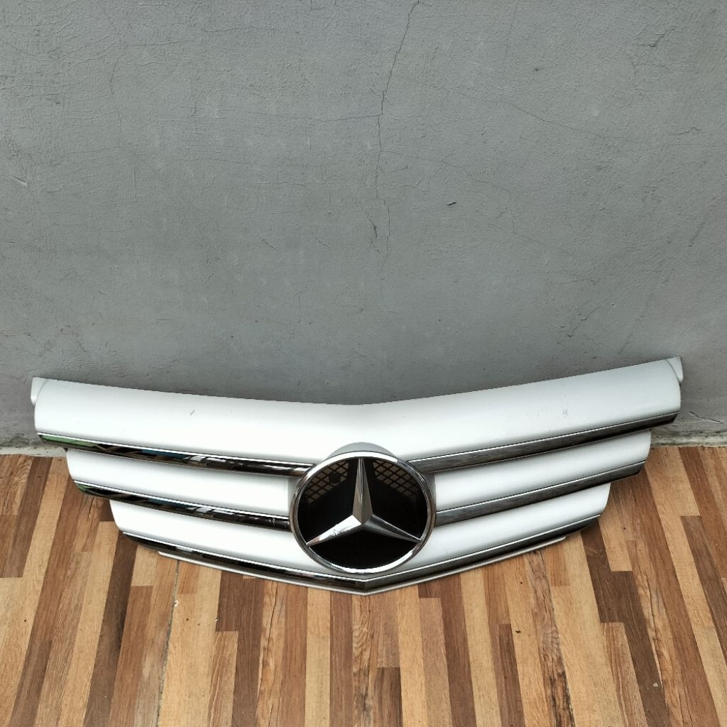 grille grill mercedes benz/mercy w204 C-class amg original secend