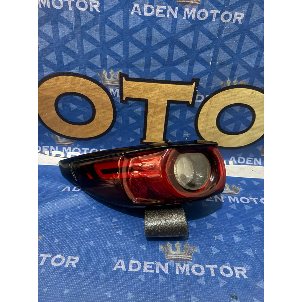 Stoplamp lampu belakang mundur rem mazda cx5 elite 2018 2019 2020 2021 original bagian kiri