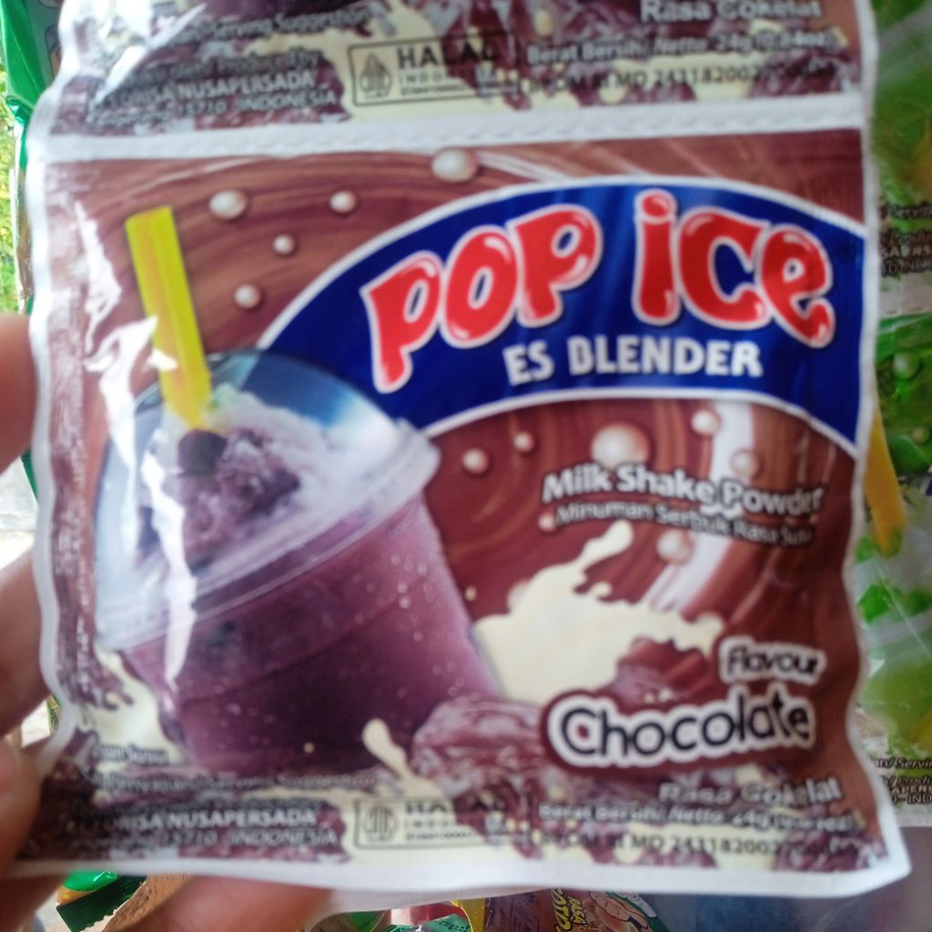 

Pop Ice 1 renceng isi 10