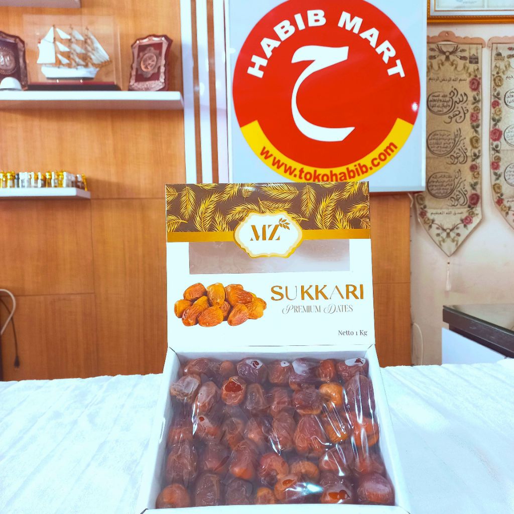 

Kurma Sukkari Premium 1 Kg – Manis, Lembut & Berkualitas