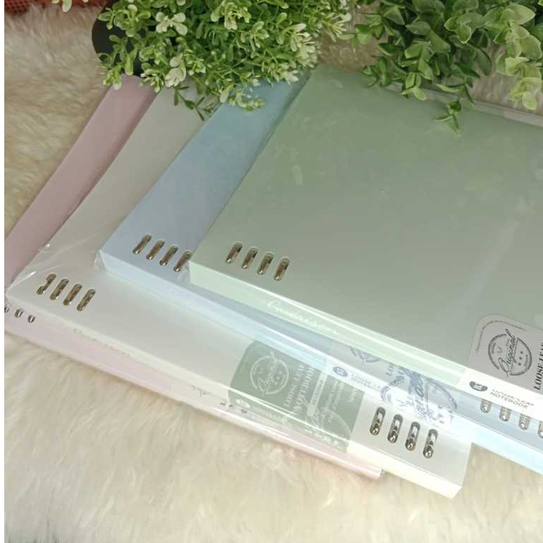 

BUKU BINDER LOOSE LEAF 50 SHEETS B5 B1085 WENGU [2006004]