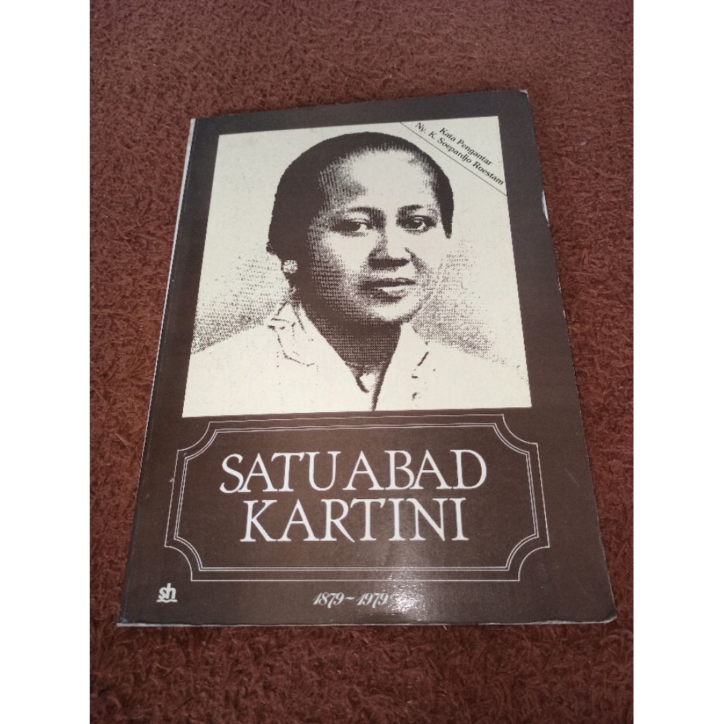 buku sejarah satu abad kartini