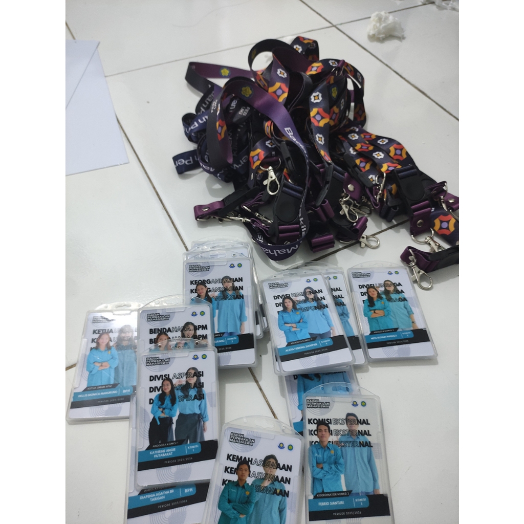 

SATU SET FULLSET LANYARD + ID CARD + CASING BENING