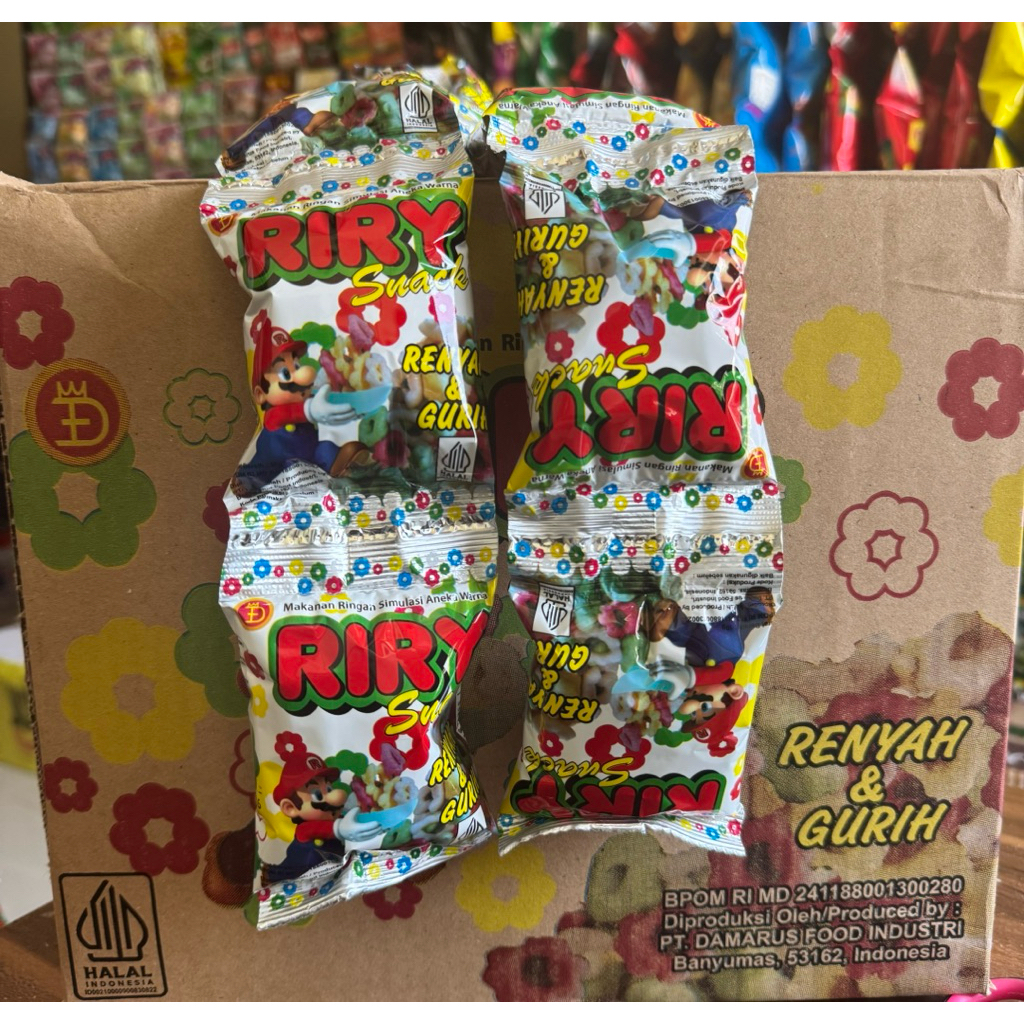 

Riry snack 1 karton isi 8 renteng