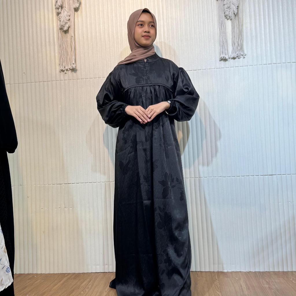 Gamis Muslimah Jumbo Umroh Armani Silk Jaguar Premium Dress Muslim Armany Silk Hitam