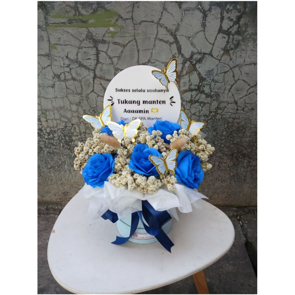 BUKET BUNGA/BLOOMBOX BUNGA/BLOOMBOX ACRYLIC/BUCKET BUNGA/PAPAN UCAPAN/HADIAH ANNIVERSARY/HADIAH WEDD