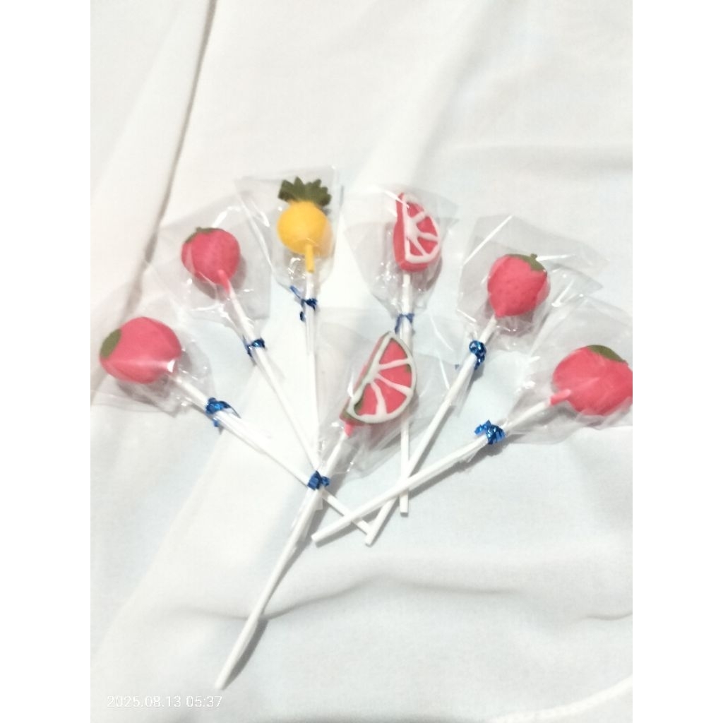 

coklat karakter tema buah buahan mix cocoknuntuk ultah/sovenir