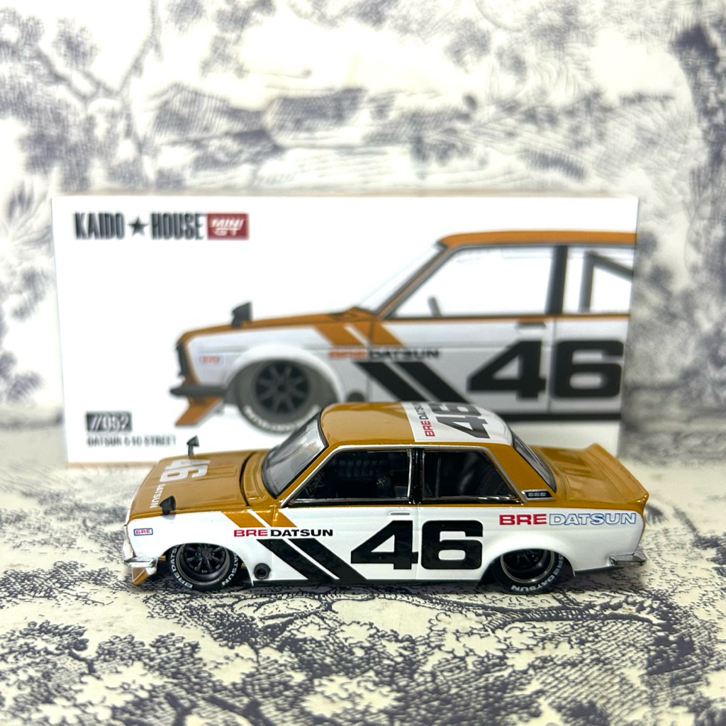 Mini GT Datsun 510 Street #052