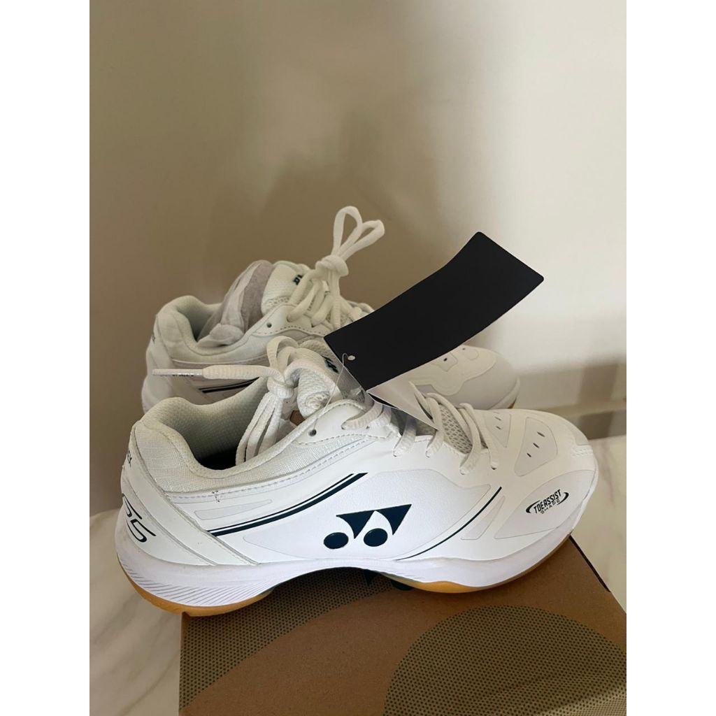 sepatu badminton yonex shb 65Z4