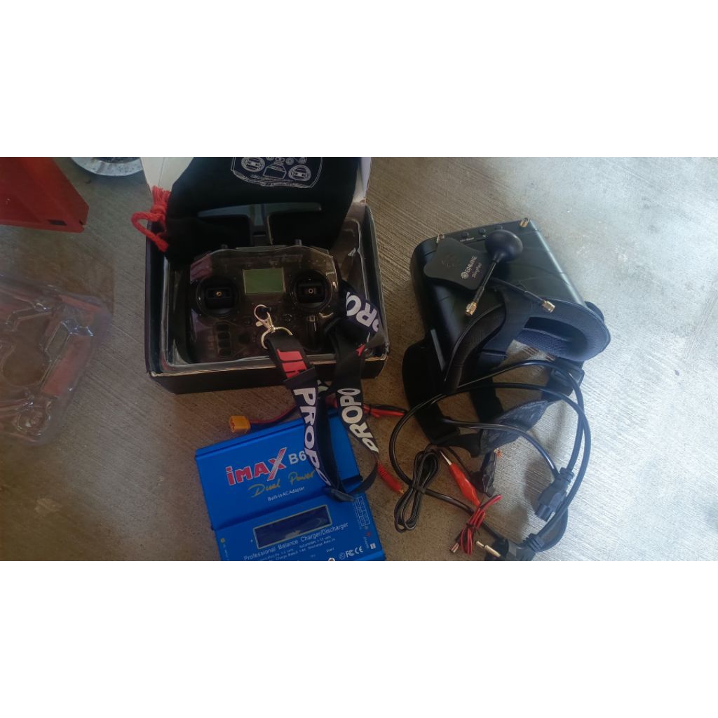 radiomaster pocket+Ev800+carger