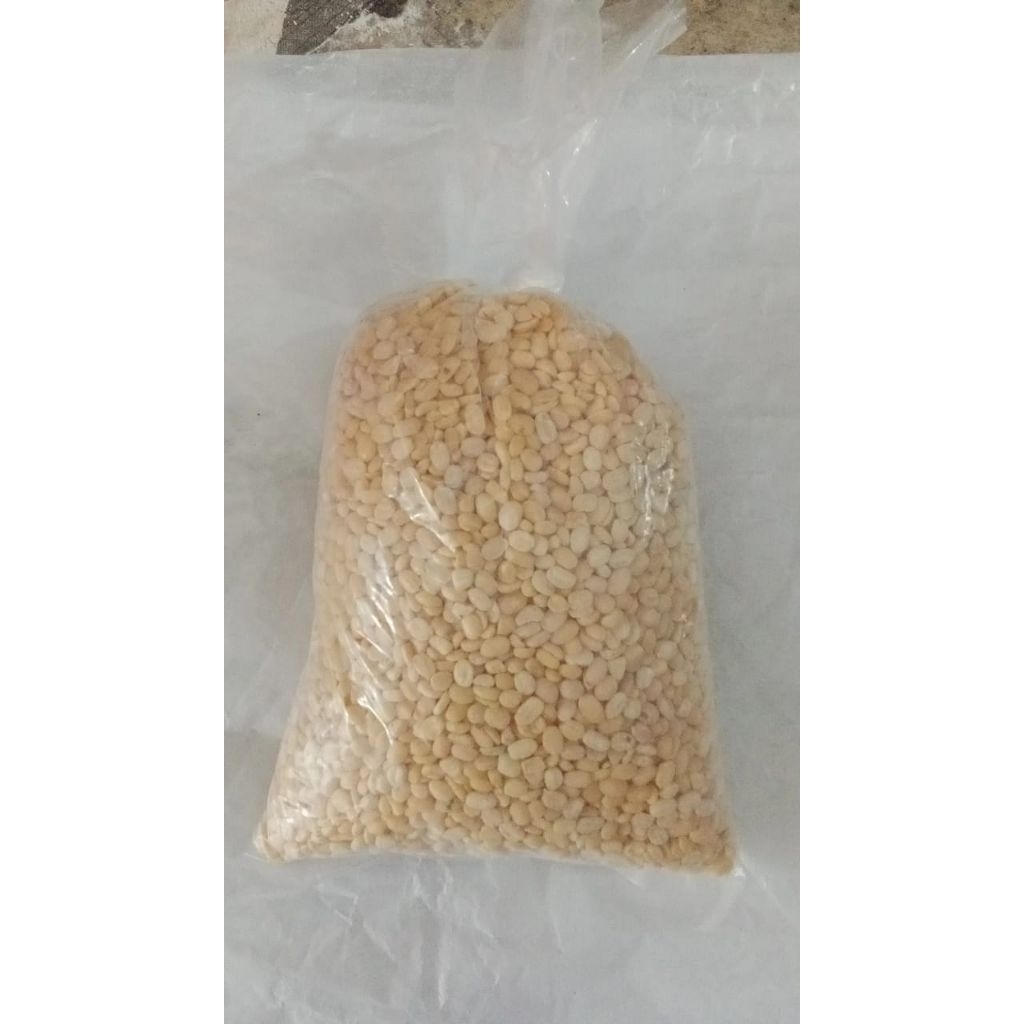 

kacang kupas curah 250gr