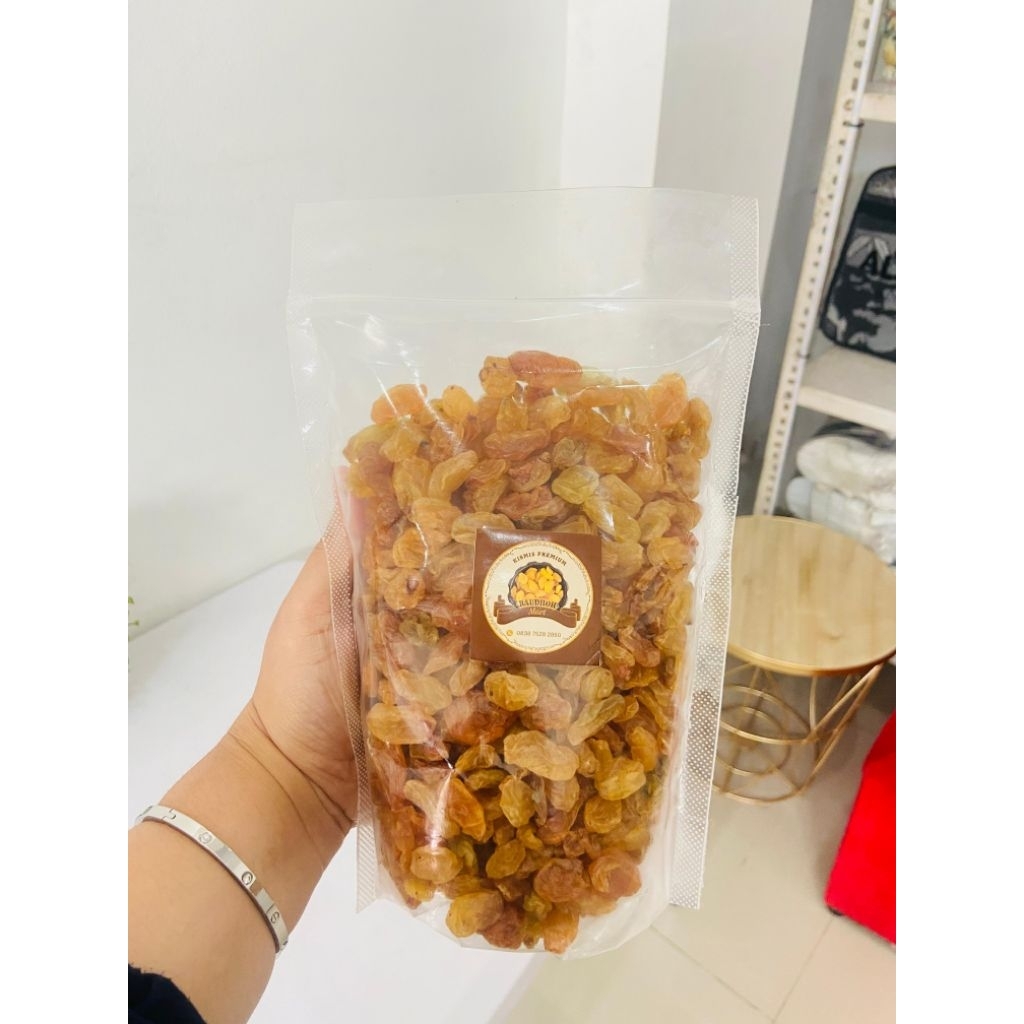 

KISMIS GOLDEN RAISIN /KISMIS ARAB ASAM MANIS POUCH