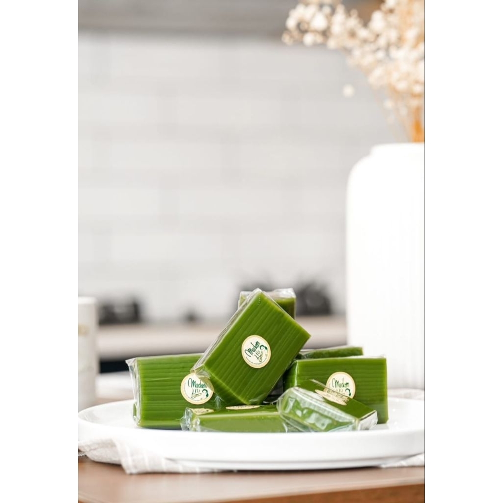 

Kue Lapis/Kue Pepe Ijo Madam Liu