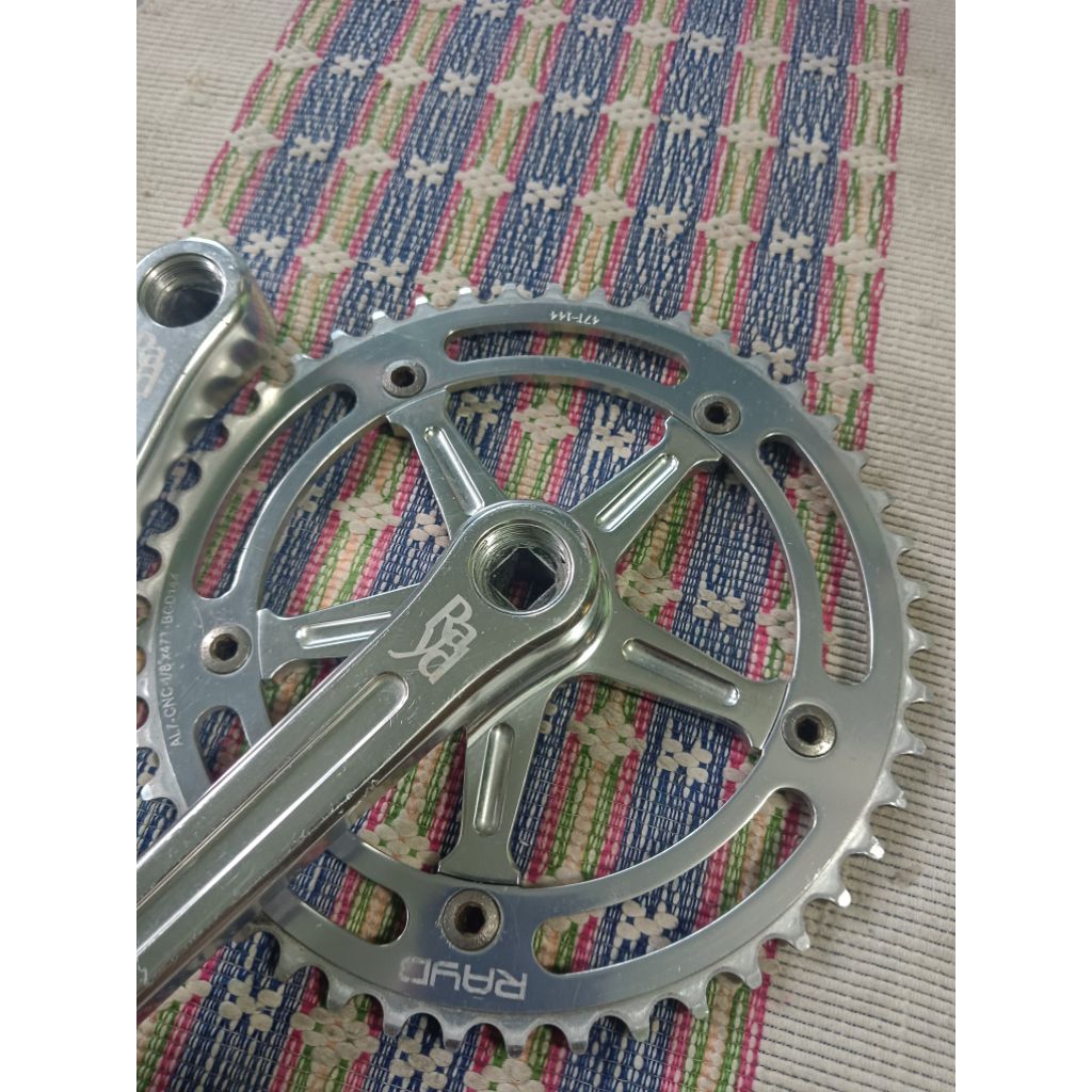 CRANK RAYD PISTA 47T BCD 144