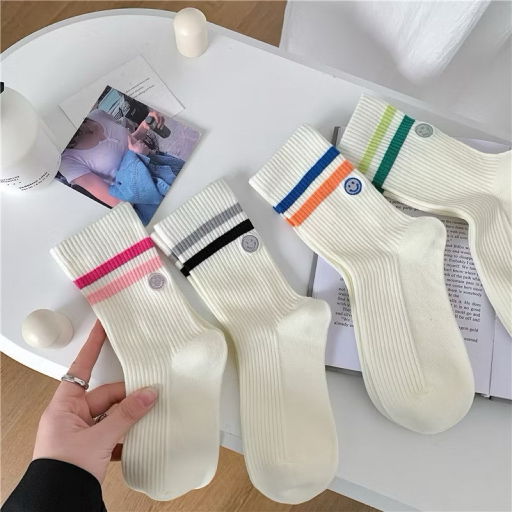 SY18 - Smile stample korean socks