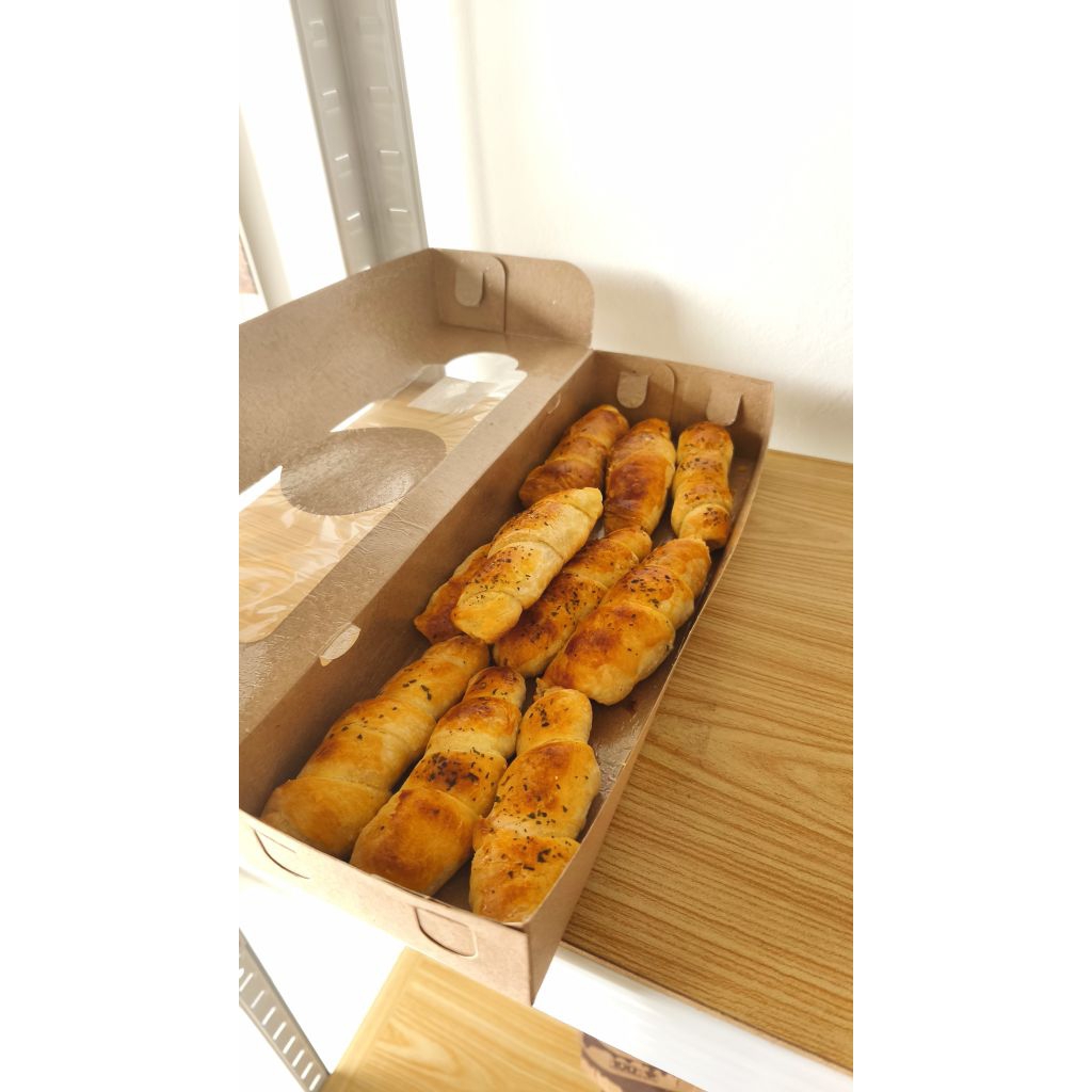 

Sosisroll free Saos sachet