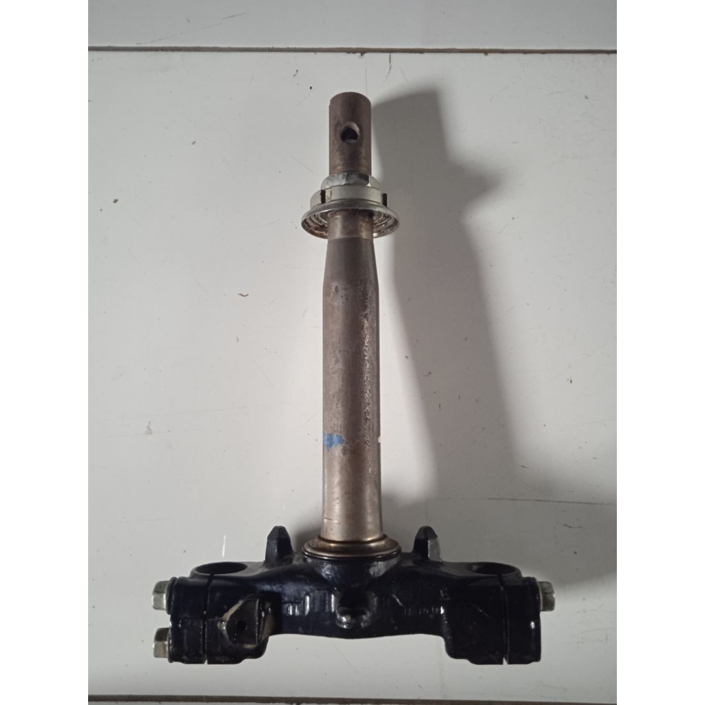 SEGITIGA DEPAN BEAT FI 2014-2015 ORIGINAL