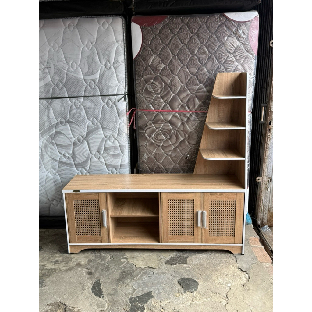 RAK TV 0824 Romaro ukuran P 160 x L 39 x T 92 Bahan Partikel