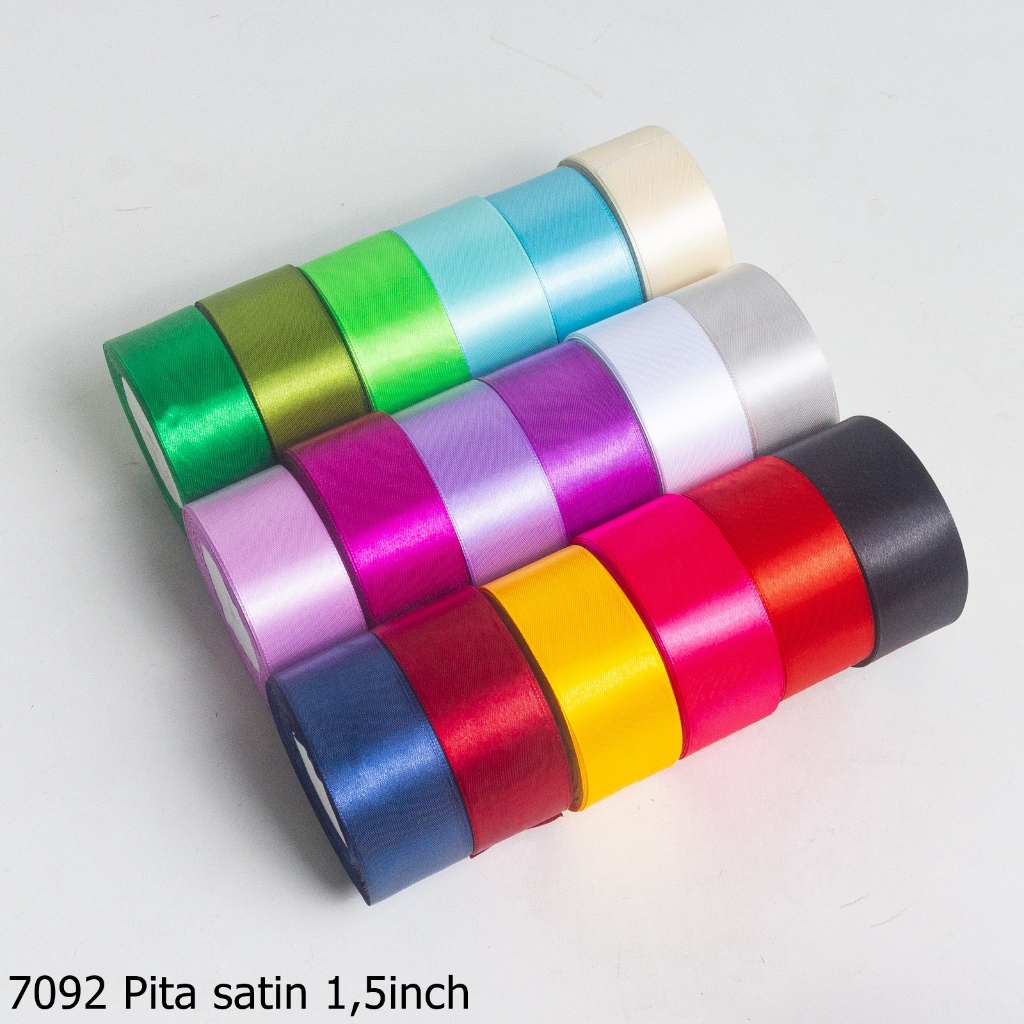 

Pita Satin Lebar 1,5 Inch = 3,8cm | Panjang 25 Yard = 22 Meter #7092