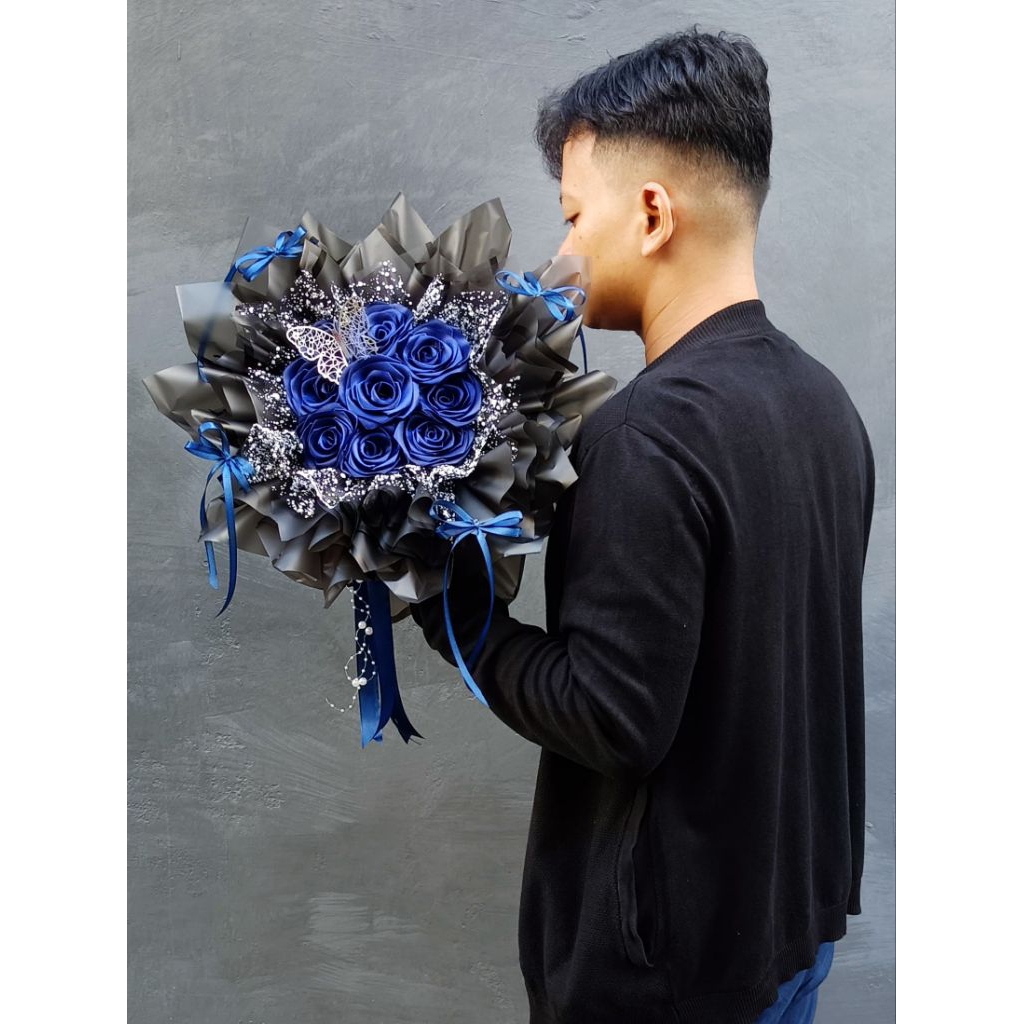 

Bouquet Pita Satin 9 Bunga