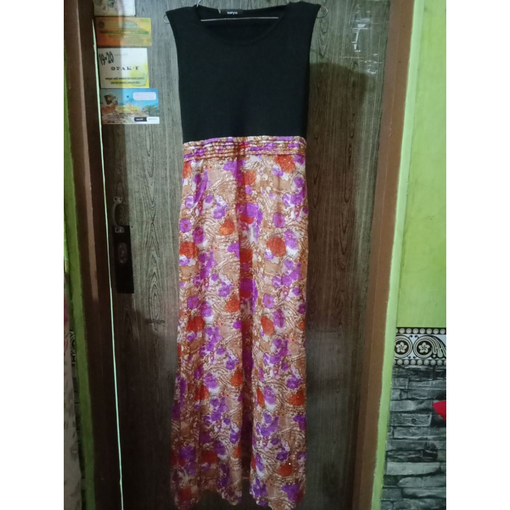 {PreLoved} Inner Midi Dress Rayon Motif Abstrak Cocok Untuk Kasual