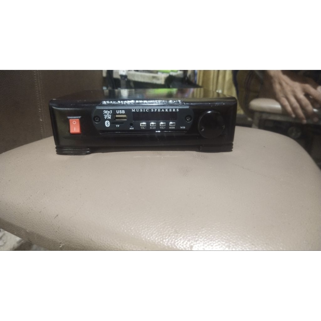 Radio FM Tuner Rakitan + Ampli + Volume control . Paket komplit tinggal colok pln.
