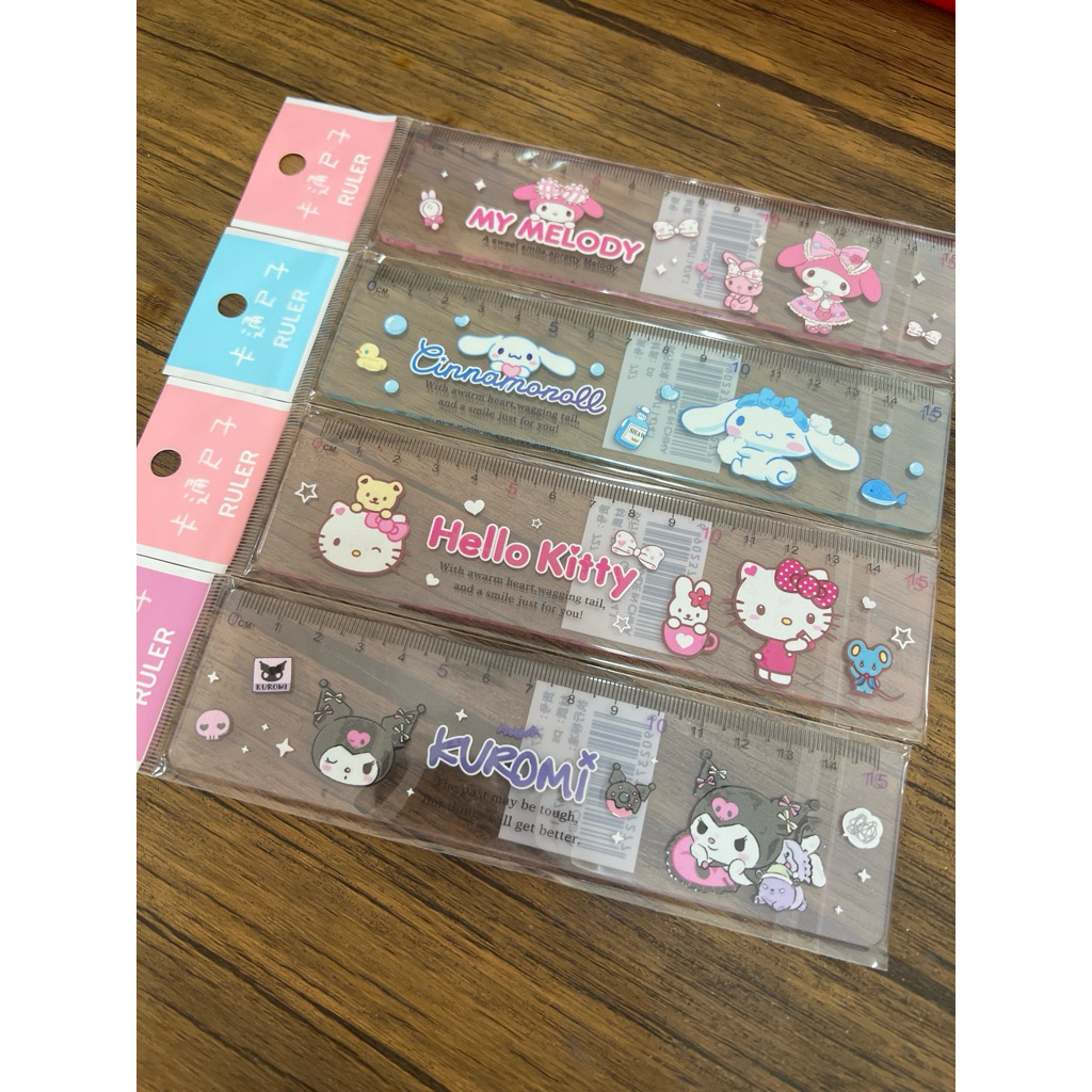 

penggaris tebal sanrio